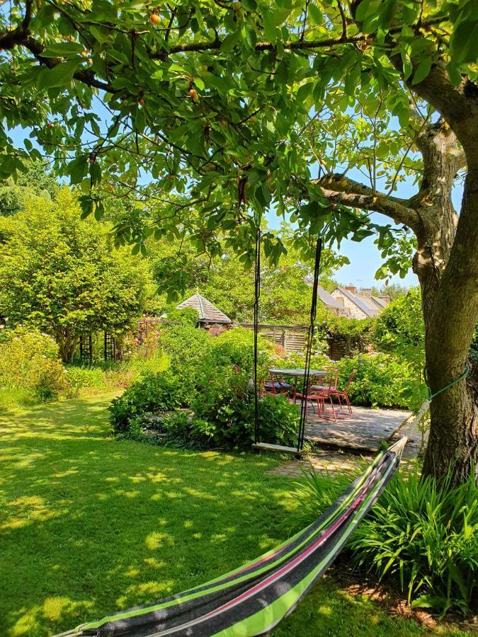 Maison En Pierre Dans Son Nid De Verdure Roz-Landrieux Εξωτερικό φωτογραφία