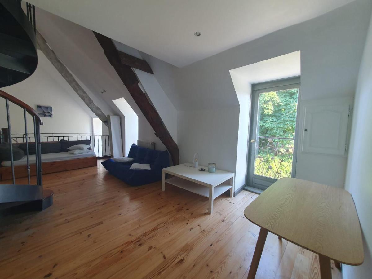 Maison En Pierre Dans Son Nid De Verdure Roz-Landrieux Εξωτερικό φωτογραφία