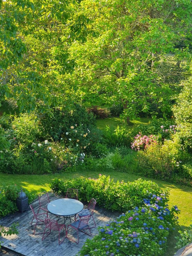 Maison En Pierre Dans Son Nid De Verdure Roz-Landrieux Εξωτερικό φωτογραφία