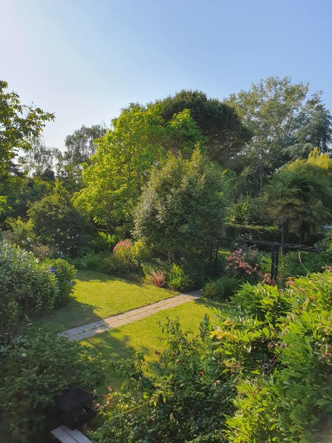Maison En Pierre Dans Son Nid De Verdure Roz-Landrieux Εξωτερικό φωτογραφία